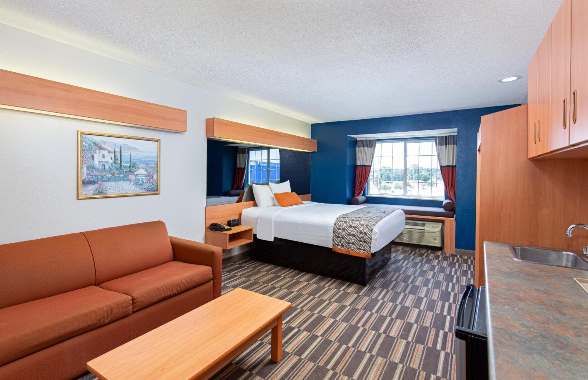 Microtel Inn And Suites By Wyndham - Cordova Мемфис Екстериор снимка